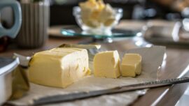 ¿Es más sana la mantequilla o la margarina?